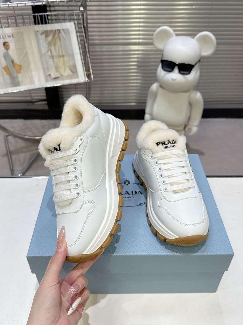 Pra*a sneakers